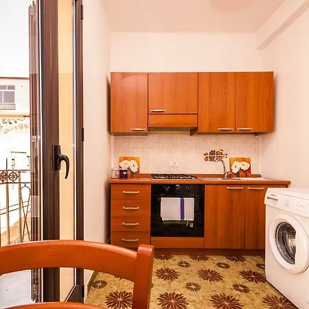 Cesare Apartment *